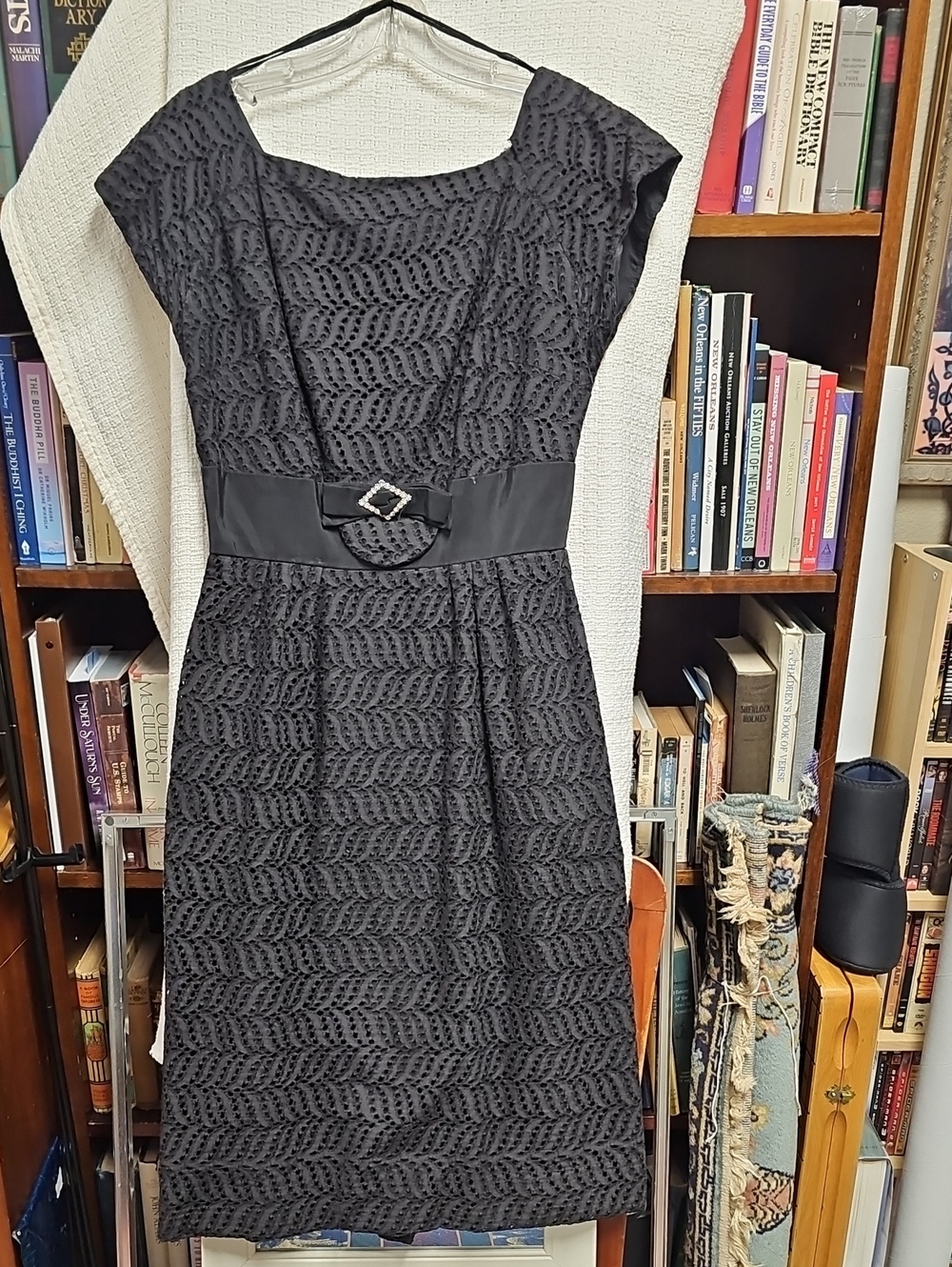 Textured Black Midi Dress with Satin Waist Accent